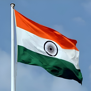 [Translate to Englisch:] wehende indische Flagge